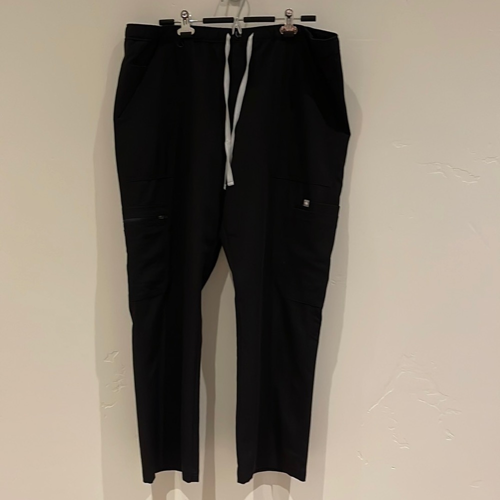 Cairo™ Cargo Scrub Pants